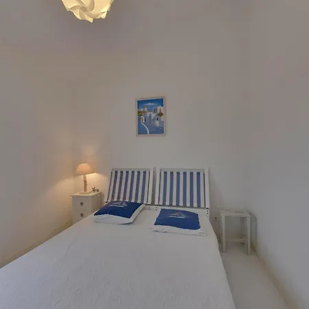 Duplex 3 Pieces A Deux Pas De La Avec Parking - 4 Pers - Fr-1-706-16 דירה Châtelaillon-Plage