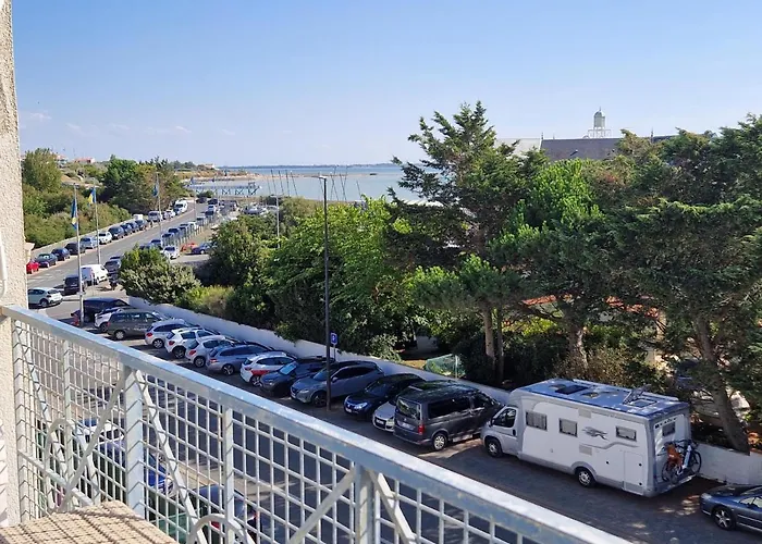 Duplex 3 Pieces A Deux Pas De La Avec Parking - 4 Pers - Fr-1-706-16 Apartment *