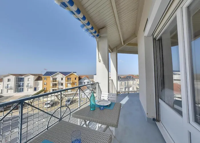 Duplex 3 Pieces A Deux Pas De La Avec Parking - 4 Pers - Fr-1-706-16 Apartment *